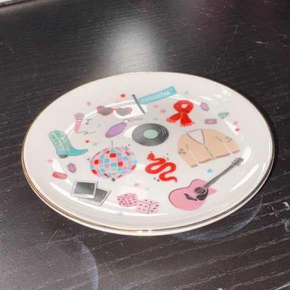 Taylor swift themed jewelry plate - Picture 2 of 2